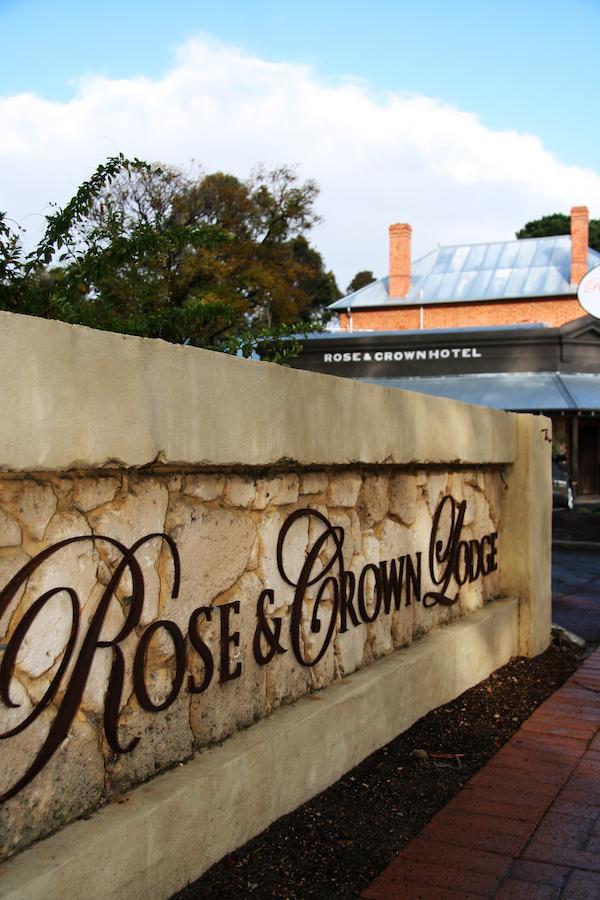 Rose & Crown Hotel Perth Eksteriør billede
